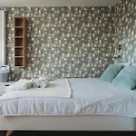 Little M's Kept Secret App Apartamento *