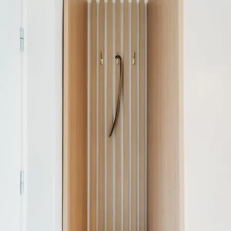 Little M's Kept Secret App Appartement