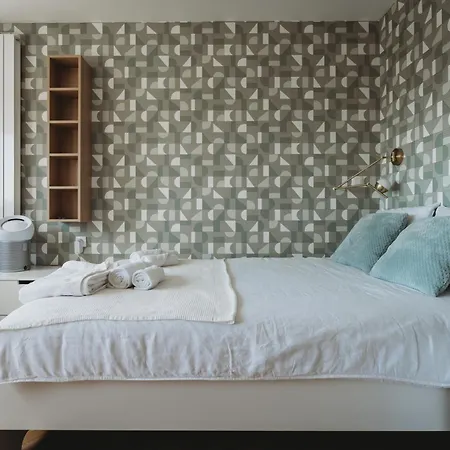 Little M's Kept Secret App Appartement *