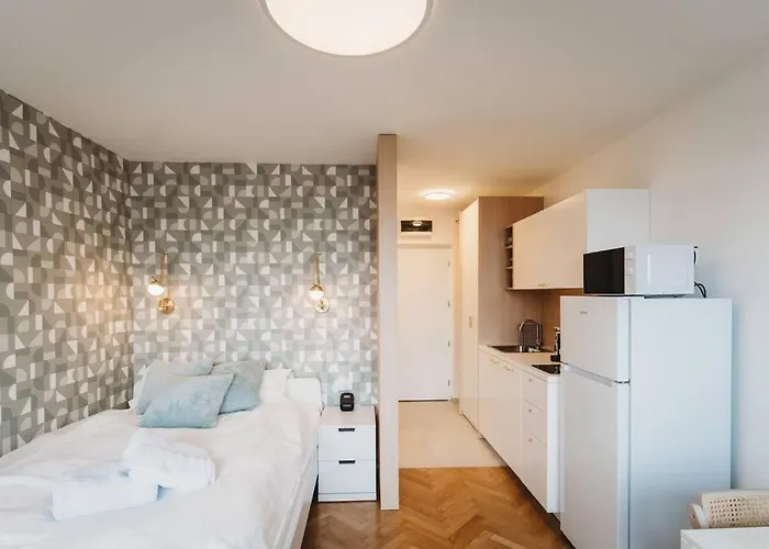 דירה Little M's Kept Secret App