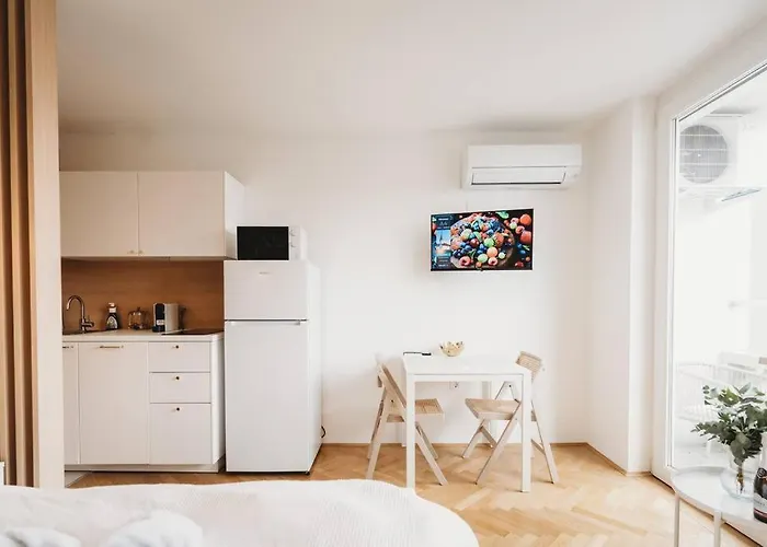 Apartment Little M's Kept Secret App Ljubljana