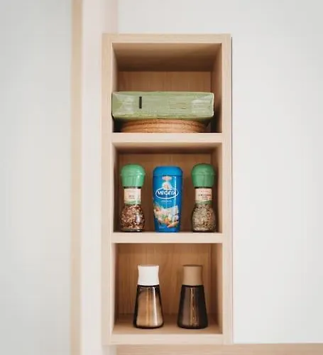 Little M's Kept Secret App דירה